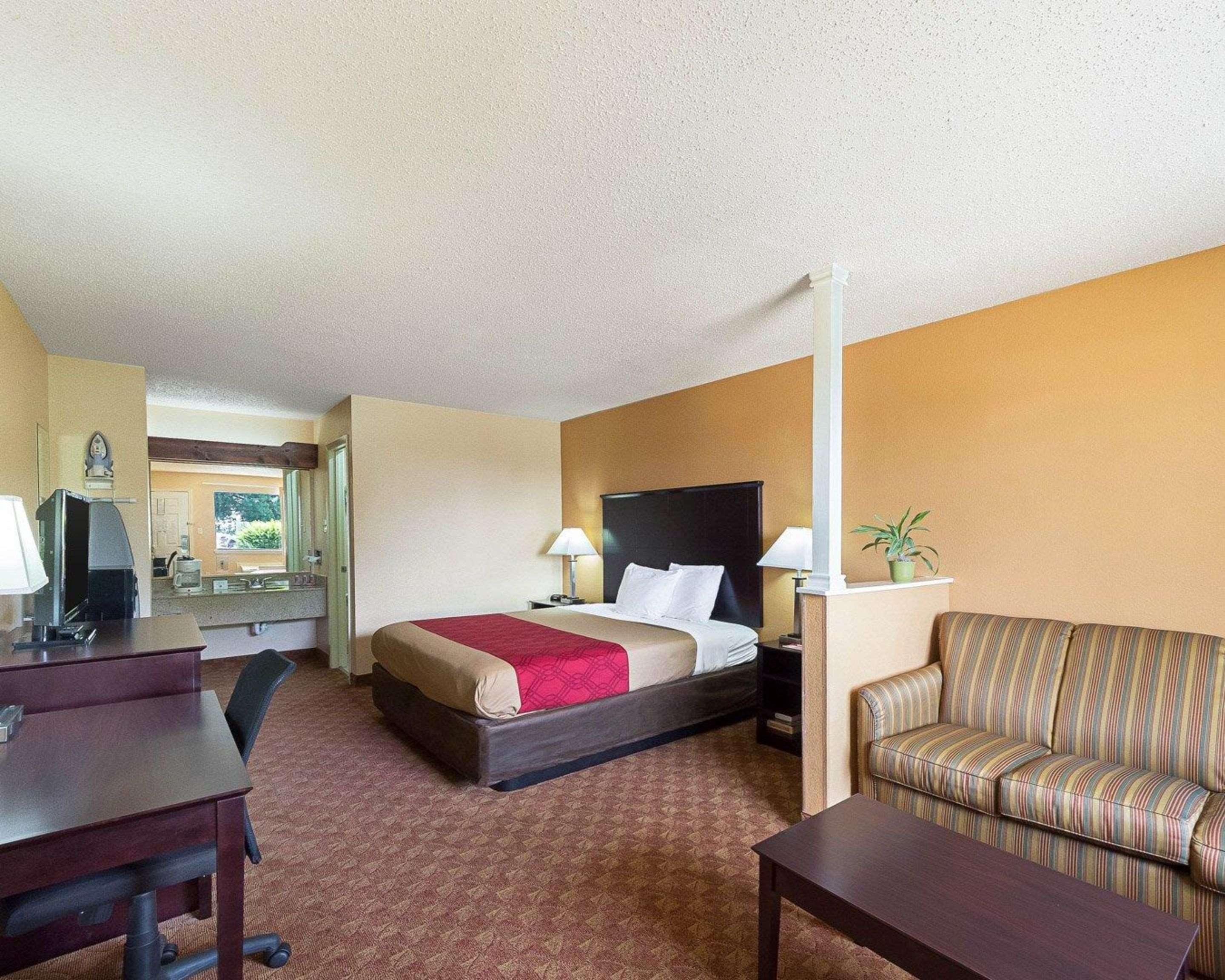 Econo Lodge Inn & Suites Downtown Northeast Near Ft Sam Houston, At&T San Antonio Exteriér fotografie